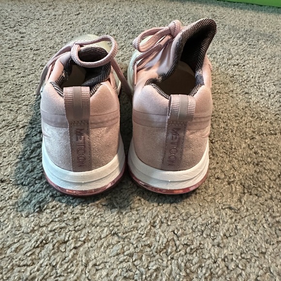 Nike Metcon 3 Flyknits - Picture 3 of 4